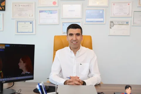 Op. Dr. Behçet Şahin