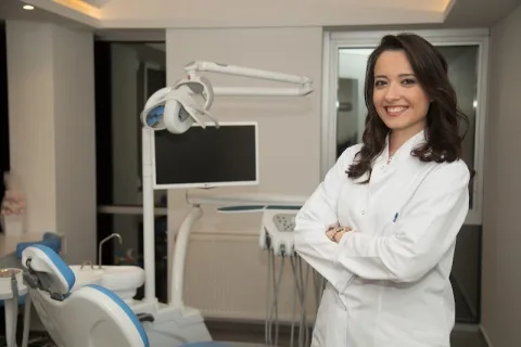 Dr. Gülin Sarı