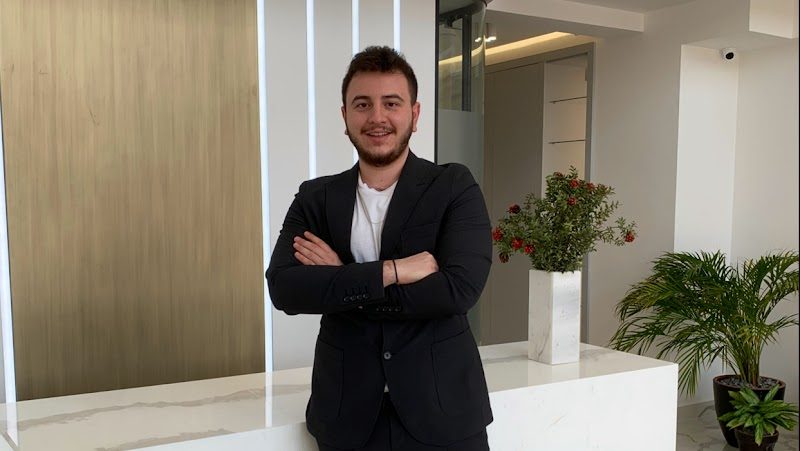 Dt. Burak Irkörücü
